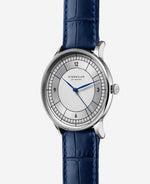 popup|Passt unter jeden Hemdärmel|Die flache Gehäusekonstruktion macht die Sedius zur optimalen Dresswatch für den Alltag.