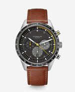 popup|Sportliches Design im Detail|Allein das Zifferblatt fertigen wir aus 29 Einzelteilen. Die Tachymeterskala und farbigen Highlights sind inspiriert vom Cockpit eines Sportwagens.