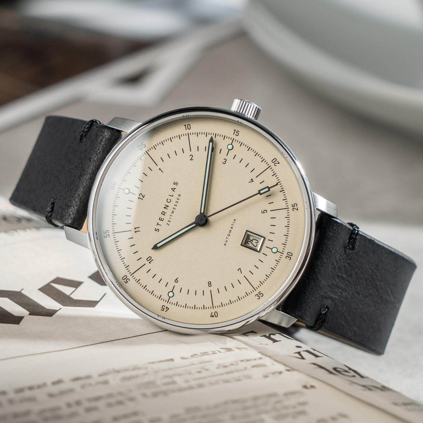 Hamburg Pro Automatik alabaster