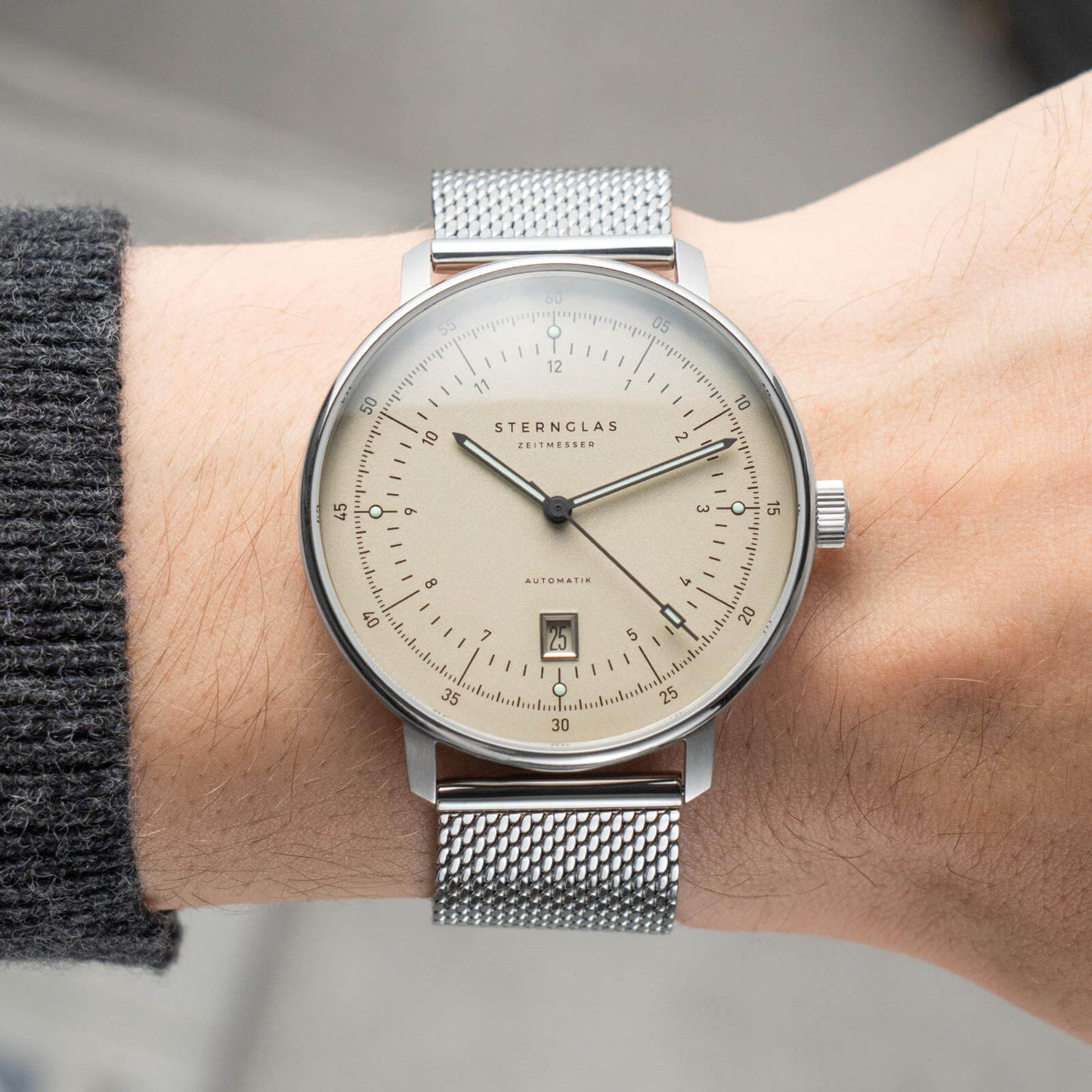 Hamburg Pro Automatik alabaster