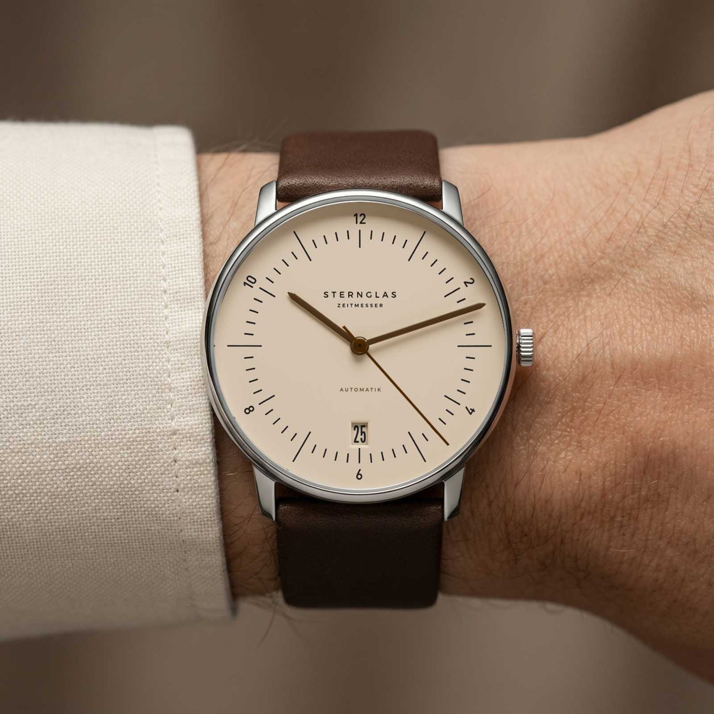 Naos Automatik sandbraun