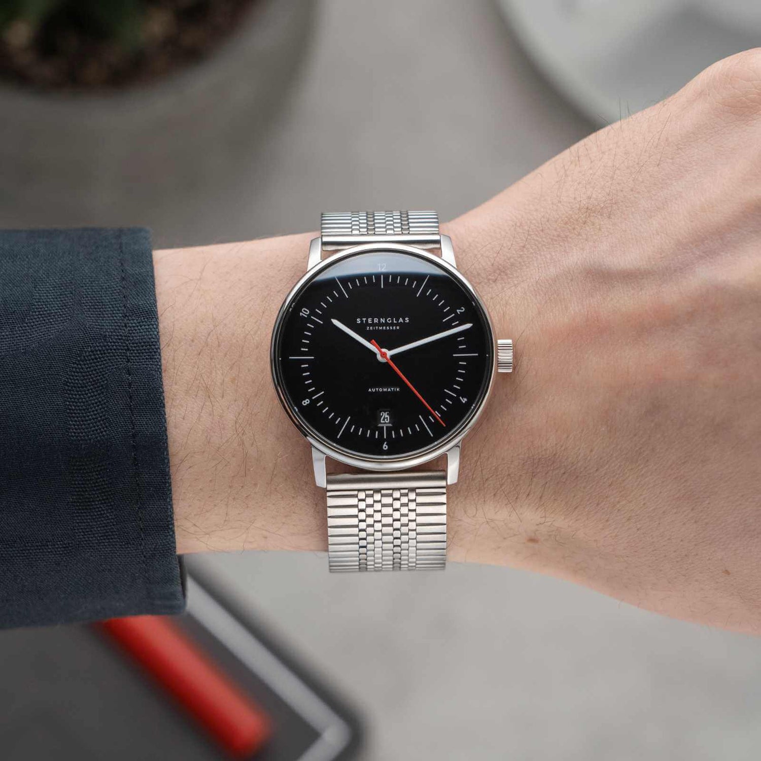 Hand Trägt Welche Seite Tragen Frauen Uhren Milanaise-Armbanduhr