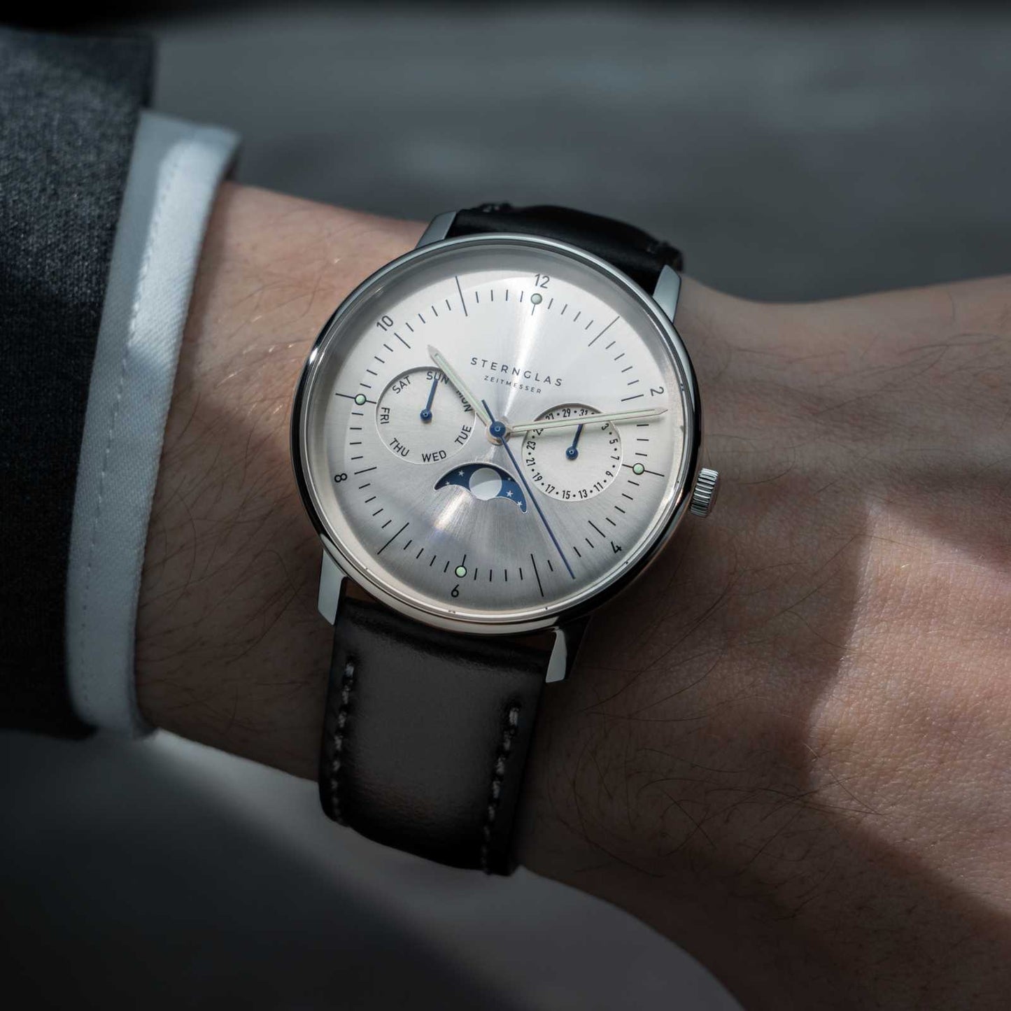 Naos Mondphase mondsilber