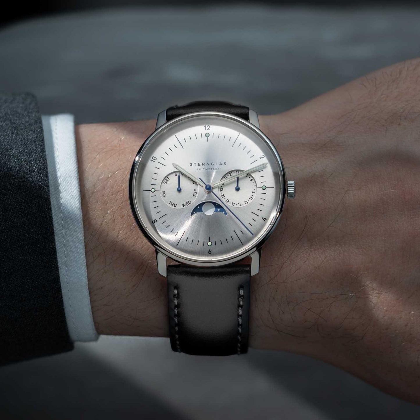 Naos Mondphase mondsilber