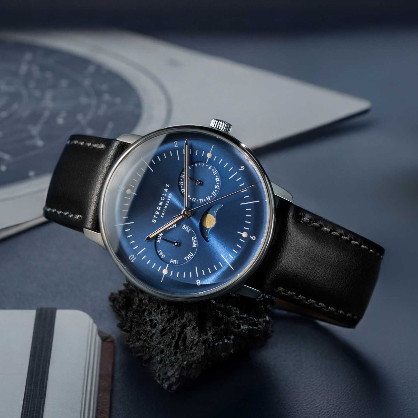 Naos Mondphase mitternachtsblau