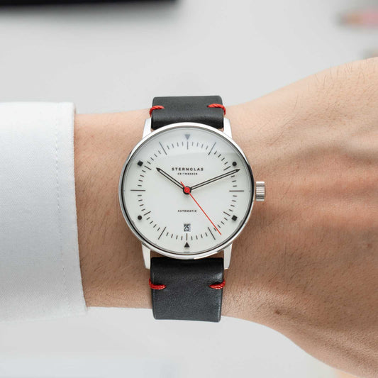 Naos Automatik Edition Bauhaus X rot