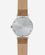 popup|4-fach verschraubter Boden|Für eine Wasserdichtigkeit von bis zu 5 ATM sorgt der präzise verschraubte Gehäuseboden. 